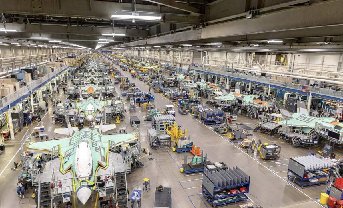 集智聚力-以数字化治理驱动航空工业沈飞转型升级！